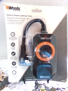 Woods Outdoor Dusk to Dawn Lighting Timer New in Package - Picture 1 of 7