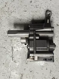 BMW N52 2.5 OIL PUMP 7551004 7545939 - Picture 1 of 2