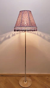 Floor lamp, Victorian style floor lamp, lilac lamp, Vintage Floor Lamp - Picture 1 of 8