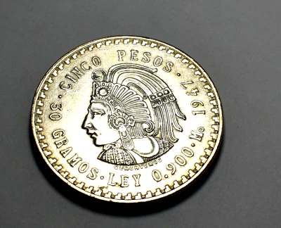 1947 MEXICO Aztec Chieftain CUAUHTEMOC Eagle Silver Coin Cino 5 Pesos - Image 1 of 4