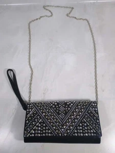 Clutch Handtasche - schwarz mit Nieten Design - Jessica McClintock - Kettenriemen - Bild 1 von 7