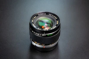 Olympus OM Zuiko 21mm f2 Lens - Beautiful condition - Late model - Picture 1 of 7