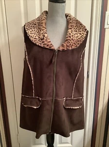 CHICO'S Size L ~ 2  Brown Suede Full Zip Leopard Faux Fur Trim Lined Vest - Picture 1 of 7
