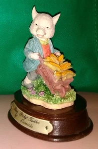 LEONARDO PETER "PORKY" TROTTER FIGURINE DETAILED RESIN on wood base EXLNT COND - Picture 1 of 5