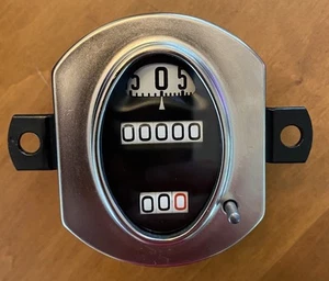 Restored 1928 1929 Early 1930 Model A Ford Oval Stewart Warner Speedometer - Picture 1 of 6