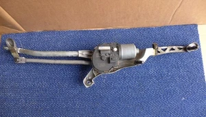 MERCEDES C CLASS W204 W207 FRONT WINDSCREEN WIPER MOTOR LINKAGE A2048201140 - Picture 1 of 4