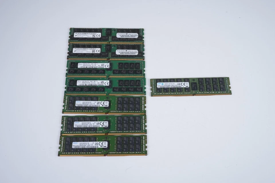 Lot 7x 32GB DDR4 2400T and 1x 32GB DDR4 2133P ECC Reg RAM for Chip Reclamaition - Image 1 of 1