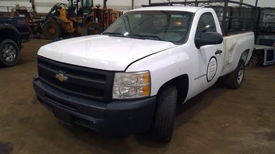Radiator Fits 05-13 SIERRA 1500 PICKUP 6847991 Foto 1 de 4