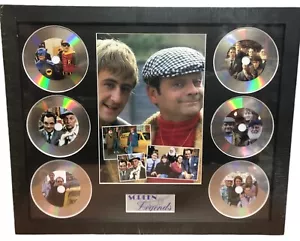 ONLY FOOLS AND HORSES MEMORABILIA FRAMED PICTURE PRESENTATION DISC SET LEGENDS - Picture 1 of 6