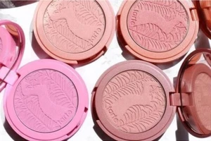 Tarte High Performance Naturals Amazonian clay 12 Hour Blush *CHOOSE COLOR* - Picture 1 of 7