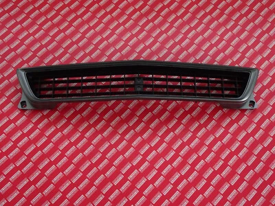 Toyota Corolla Levin SR SR5 1973 1974 KE25 TE25 TE27 parrilla delantera Foto 1 de 4