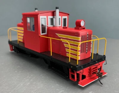 On30 Bachmann 29204 Whitcomb 50-Ton Center Cab Diesel Locomotive Red DCC O0229 - Image 1 of 4