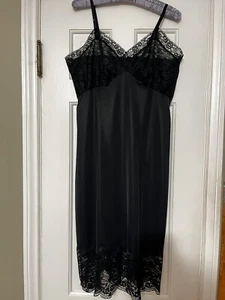 Vintage 1960s Black Van Raalte Nylon Tricot Lacy Full Slip Size 36 - Picture 1 of 5
