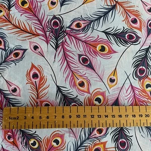 Multi-Coloured Feathers 100% Cotton Fabric Fat Quarter Magestic Beauty D71448 - Picture 1 of 2