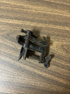 Винтажные маленькие ювелиры часовщики скамейка тиски и наковальня, чугун - Изображение 1 из 3