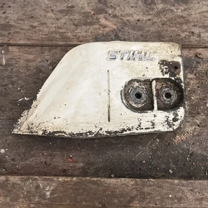 OEM Genuine Stihl 028 Metal Clutch Cover #1119 648 0403 J3 - Picture 1 of 2