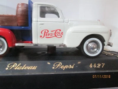 SOLIDO PEPSI COLA TRUCK 4427 1940  Flatbed Pickup  IN PLASTIC CASE 1:43  FRANCE - Image 1 of 4