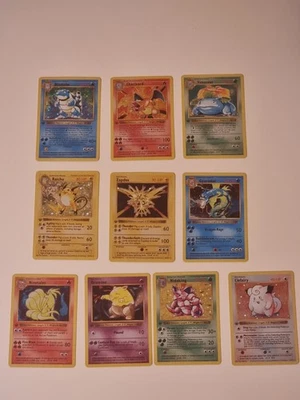 Pokemon 10 Karten Baseset Glurak, Turtok, Bisaflor, Garados, Raichu 1999 Holo - Bild 1 von 4
