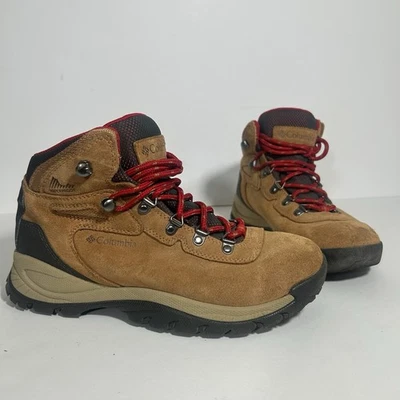 Columbia Newton Ridge Plus Waterproof Hilking Boots Beige Women’s US size 9 - Image 1 of 4