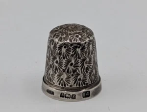 Antiguo dedal de plata maciza talla 14 Henry Griffith & Sons Ltd 1914 - Imagen 1 de 6