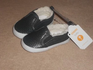 NEW, GYMBOREE BABY SLATE GREY FLEECE LINED CRIB SNEAKERS, SIZE 4, 12-18 MONTHS - Picture 1 of 1
