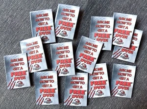 13 Jurassic Park 3 DVD Promo Buttons (2001) - Picture 1 of 3