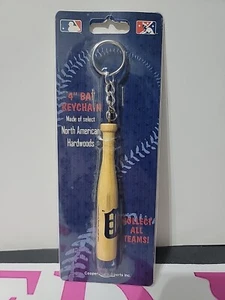 Detroit Tigers MLB Baseball 4 In. Wooden Bat Keychain Black - Team Logo Sports - Picture 1 of 3