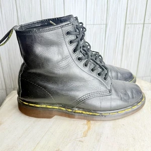 Stivali DR MARTENS donna TG 7 VINTAGE 1985 gli originali neri 8 occhielli made in England  - Foto 1 di 7