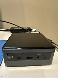 Intel NUC (NUC10i7FNH) i7-10710U CPU@1.1GHz, 16GB RAM, 512GB NVMe, Windows 10 - Picture 1 of 6