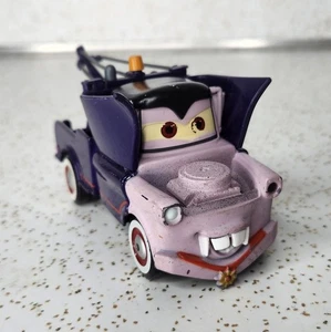 Disney Pixar Cars Dracula Mater lila Disney Store Metall Maßstab 1:43 lose RAR - Bild 1 von 8