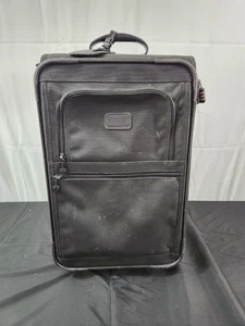 Tumi Alpha 2276D3 20” Expandable 2 Wheeled Carry On Black - Picture 1 of 12