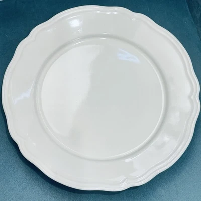 宜家 17208 瑞典白色扇贝餐盘 11.25 — 第 1/4 张图片