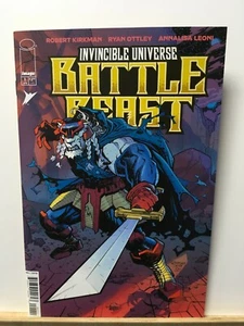 Invincible Universe: Battle Beast #1 copertina principale prima stampa quasi nuova - Foto 1 di 1