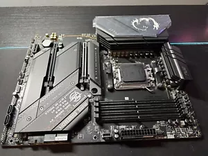 MSI MPG B650 CARBON WiFi AM5 ATX AMD Motherboard - Bild 1 von 6