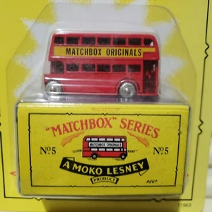 Matchbox ORIGINALS 1991 #5 LONDON BUS Moko Lesney ReCreation New on C9 BubblCard - Picture 1 of 4