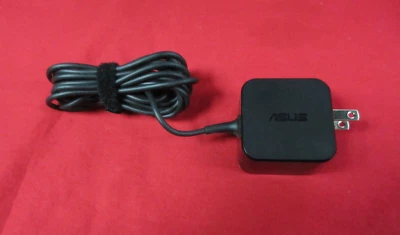 ADAPTADOR AC ORIGINAL ASUS F705M AD2088320 Foto 1 de 2