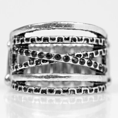 Anillo Paparazzi Star-Crossed Lovers Negro Banda Elástica Foto 1 de 2