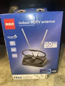 Antena RCA HDTV interior, antena de televisión 30 millas* alcance ANT121E - Imagen 1 de 1