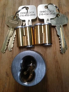 Store front locks SAVE MONEY.change your own locks - Picture 1 of 7