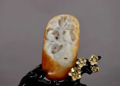 Colgante chino de jade hetiano blanco con urraca de pájaro y flor de ciruela Foto 1 de 4