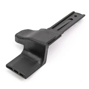 Gancho de clip para cubierta ciega de carga para estante de paquete para VW Passat B8 lado derecho 3G9867900 - Imagen 1 de 8