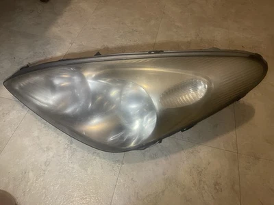 2002-20004 Lexus ES300-ES330 Left Driver Side Headlight  OEM - Image 1 of 4