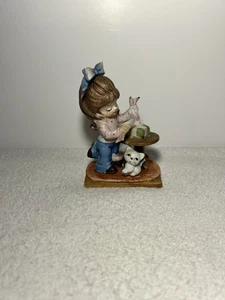 Statuina vintage ceramica bambina regalo confezione con gattino bianco aiuto - Foto 1 di 24