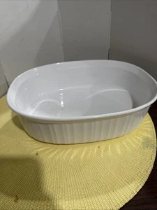 Corning Ware French White 8.5" x 11" 2.8 Liter Ribbed Oval Casserole Dish F-2-B - Picture 1 of 8