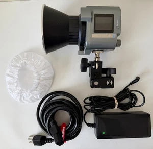 Amaran 60d S COB Daylight LED Video Light 65W 5600k Bluetooth - Picture 1 of 18