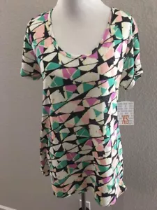 Cute LulaRoe Classic T! Geometric Pattern Purple, Green;Multi Color Size X-Small - Bild 1 von 2