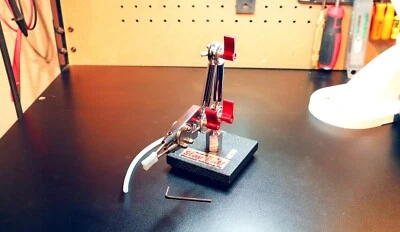 Stay Put! Precision Soldering Jig (Tool Less Manipulated Arms) Helping hands - Image 1 of 4