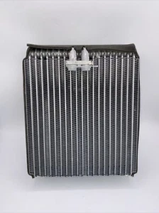 A/C Evaporator Core Fits 1992-1993 LEXUS ES300, TOYOTA CAMRY - Picture 1 of 2