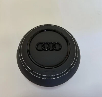 Airbag Volante Sterzo Audi A3 8V - Q3 8U Rotondo In Pelle Con Loghi Nero Lucido - Immagine 1 di 3