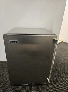 Perlick HP24TS41L1A 24" Stainless LH Built-in Beverage Dispenser NOB #146650 MPA - Picture 1 of 7